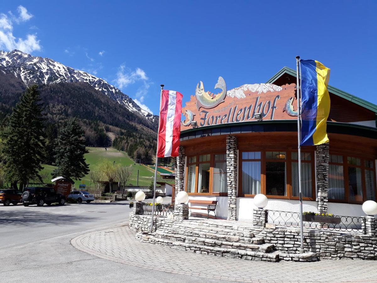 Hotel-Restaurant Forellenhof Puchberg am Schneeberg Exterior foto